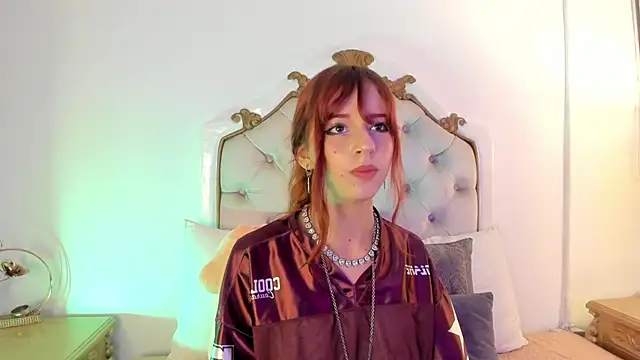 scarlett smith 3 online show from June 7, 2026, 2:37 am