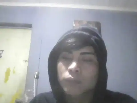 yoelparadodel69 online show from June 18, 2026, 3:18 am