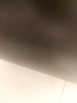 Snapshot of lady_cristal chatting on November 9, 2025, 6:39 pm lady cristal online show from November 9, 2025, 6:39 pm