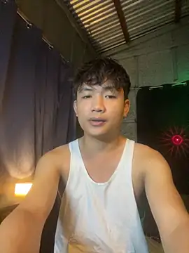 twink alexxx online show from November 12, 2025, 3:34 pm