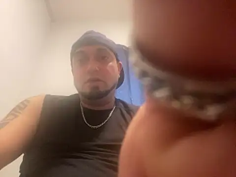 juicythickclit69 online show from March 13, 2026, 3:29 pm