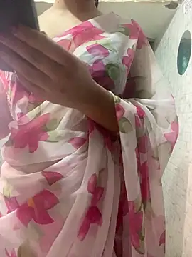 Red Queen 11 online show from January 15, 2026, 6:44 pm