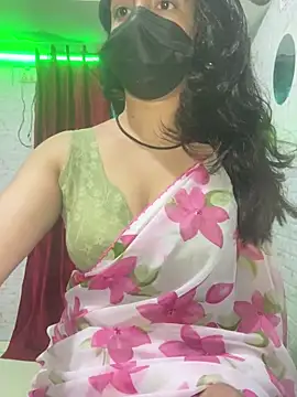 Snapshot of Red_Queen_11 chatting on February 18, 2026, 6:48 pm Red Queen 11 online show from February 18, 2026, 6:48 pm