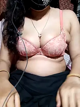 HotGirl23231 online show from April 17, 2026, 6:44 pm