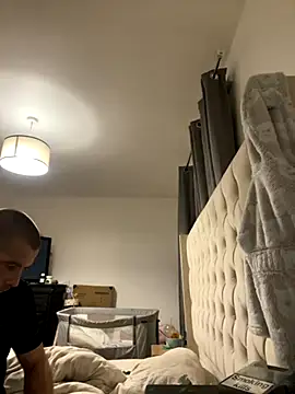 Kinkycouple142 online show from November 13, 2025, 8:19 pm