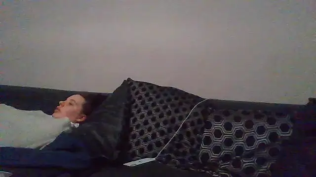 Kinkycouple142 online show from April 15, 2026, 7:58 pm