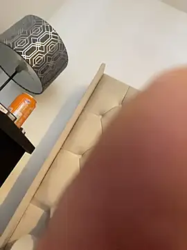 Kinkycouple142 online show from April 22, 2026, 12:28 pm