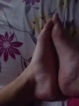 soumisxx online show from November 10, 2025, 2:27 pm