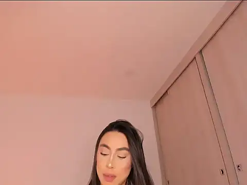 Snapshot of sofilopezcol chatting on December 2, 2025, 8:37 pm sofilopezcol online show from December 2, 2025, 8:37 pm