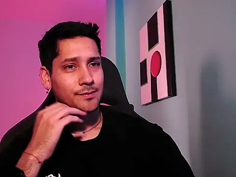 Abruptoinusual online show from November 12, 2025, 5:46 pm