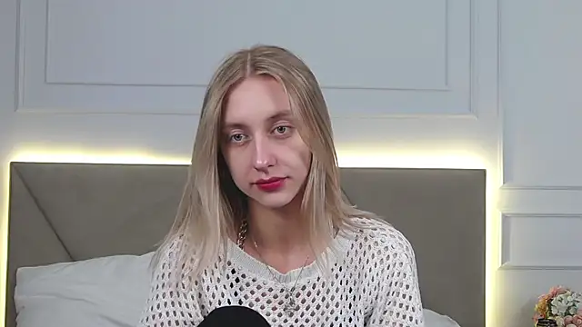 Snapshot of RachaelCute chatting on February 6, 2026, 4:39 am RachaelCute online show from February 6, 2026, 4:39 am