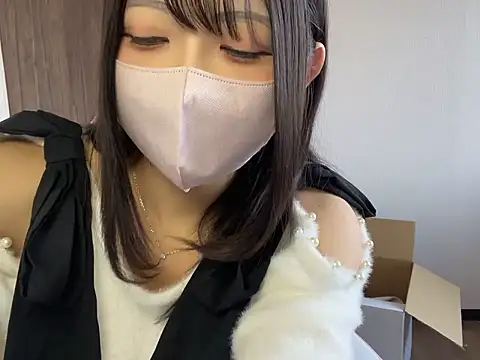 Snapshot of amu_nyan_cute chatting on November 15, 2025, 4:54 am amu nyan cute online show from November 15, 2025, 4:54 am