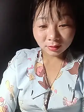 vangkt-cute online show from May 10, 2026, 8:14 pm