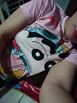 vangkt-cute online show from June 6, 2026, 1:38 pm