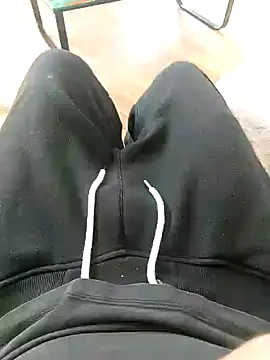 Nousdeux21 online show from December 16, 2025, 10:53 am