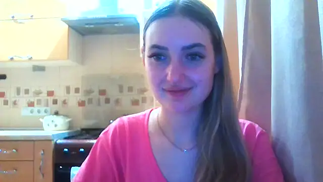 RobinWalker online show from November 17, 2025, 10:26 pm