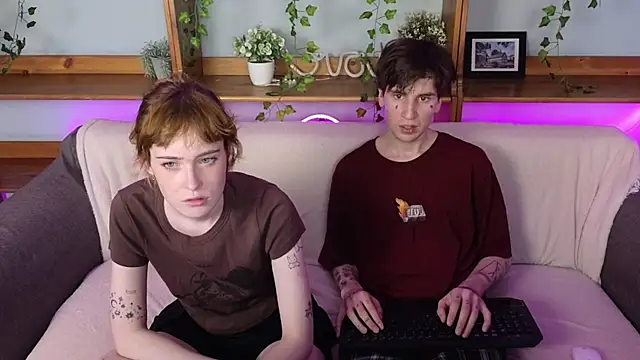 Snapshot of Danny_loves_Mary chatting on May 29, 2026, 3:37 am Danny loves Mary online show from May 29, 2026, 3:37 am