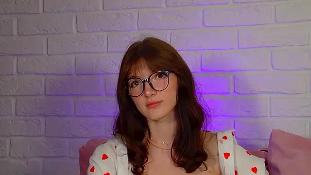 SophiaProve online show from April 17, 2026, 4:43 pm