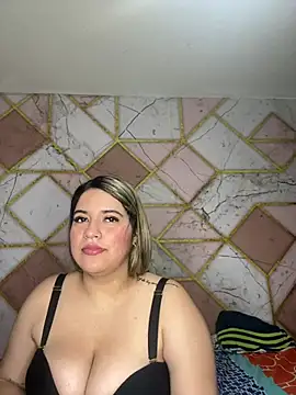 Amira Malia online show from February 7, 2026, 1:59 pm