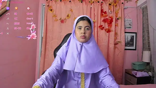 NaylaAbadi online show from January 14, 2026, 12:22 pm