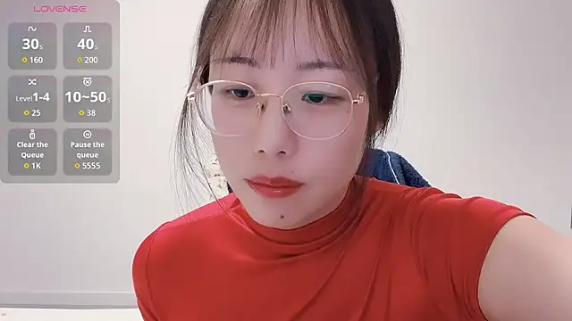 suisui322 online show from February 10, 2026, 1:48 pm