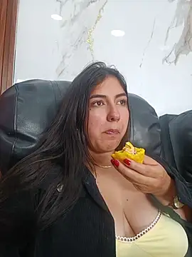 ViolettaWalton1 online show from December 5, 2025, 7:21 pm