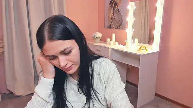 Snapshot of ShanelLevoy chatting on November 12, 2025, 1:55 pm ShanelLevoy online show from November 12, 2025, 1:55 pm