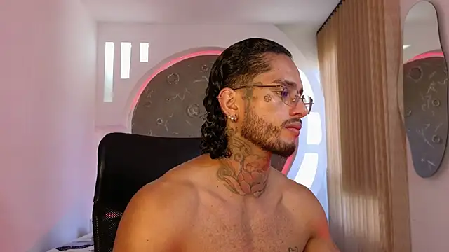 Alanrodgers online show from November 17, 2025, 1:06 pm