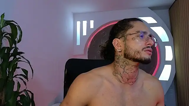 Alanrodgers online show from November 26, 2025, 2:56 am