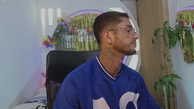 Alanrodgers online show from April 15, 2026, 12:01 pm