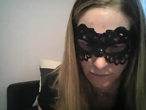 MelleEloa online show from December 5, 2025, 3:52 pm