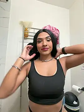 Ashleythelatina online show from November 29, 2025, 10:35 pm