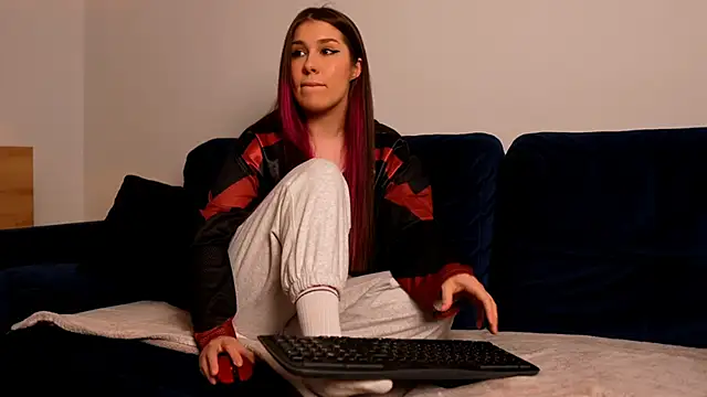 BellaBlush03 online show from April 11, 2026, 8:46 pm