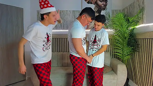 Justingsex1 online show from November 28, 2025, 5:54 am