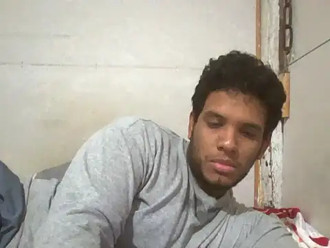 Snapshot of josecamsex27 chatting on February 12, 2026, 3:23 am josecamsex27 online show from February 12, 2026, 3:23 am