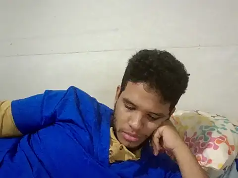 josecamsex27 online show from March 28, 2026, 11:59 pm