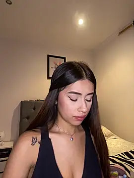 Snapshot of lauren_clauz chatting on February 11, 2026, 10:48 pm lauren clauz online show from February 11, 2026, 10:48 pm