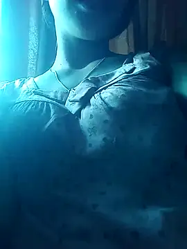 Snapshot of chim-yen chatting on November 15, 2025, 3:04 am chim-yen online show from November 15, 2025, 3:04 am