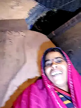 Neetujk online show from December 19, 2025, 6:48 pm