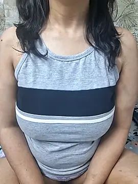 Snapshot of sweet_Dashaa chatting on February 7, 2026, 7:23 am sweet Dashaa online show from February 7, 2026, 7:23 am