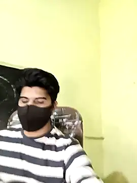 hotyyyyjonny online show from February 25, 2026, 2:05 pm