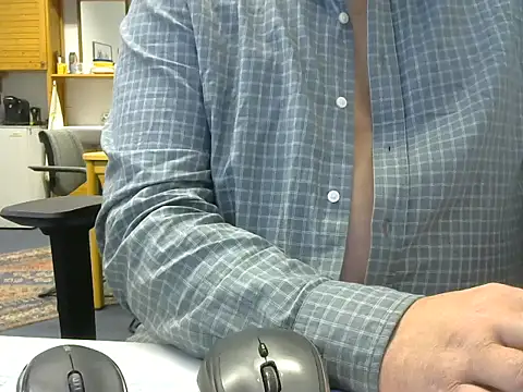 Snapshot of sssuka chatting on February 14, 2026, 1:19 pm sssuka online show from February 14, 2026, 1:19 pm