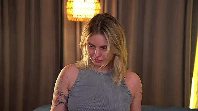 LilithEve  online show from November 11, 2025, 5:46 pm