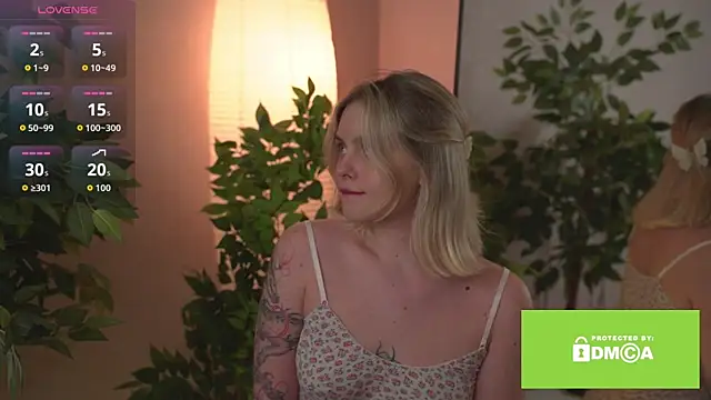 LilithEve  online show from November 12, 2025, 3:23 pm