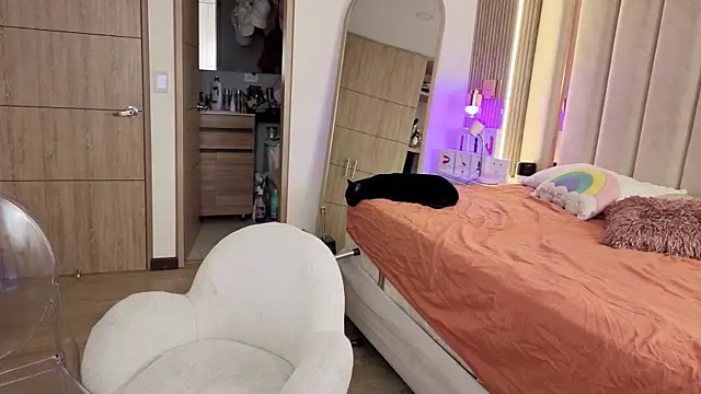 Iamnyxy online show from December 5, 2025, 11:08 am