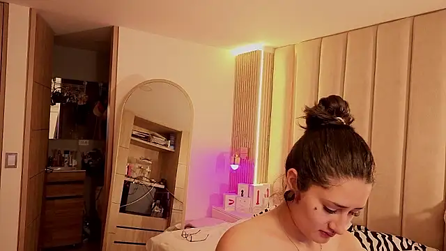 Iamnyxy online show from February 18, 2026, 11:06 am