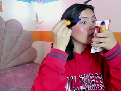 Brandy collinss online show from December 4, 2025, 12:03 pm