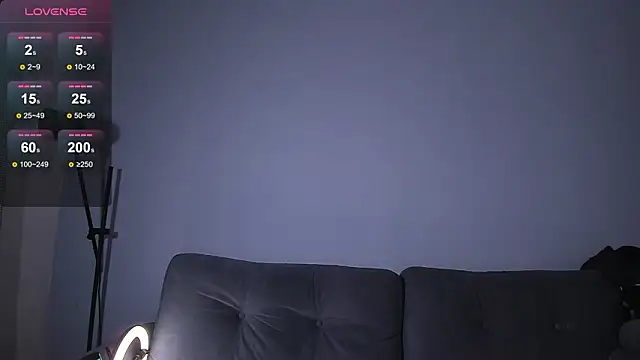 Snapshot of AlanReckless chatting on February 12, 2026, 8:37 pm AlanReckless online show from February 12, 2026, 8:37 pm