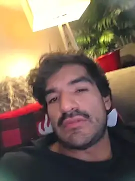 piggylatino online show from December 20, 2025, 11:56 pm