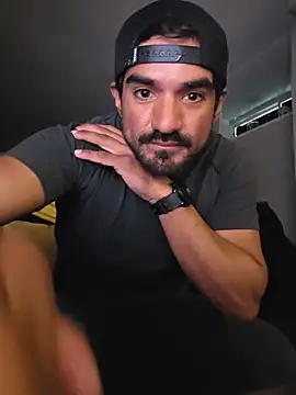 piggylatino online show from March 15, 2026, 10:16 pm